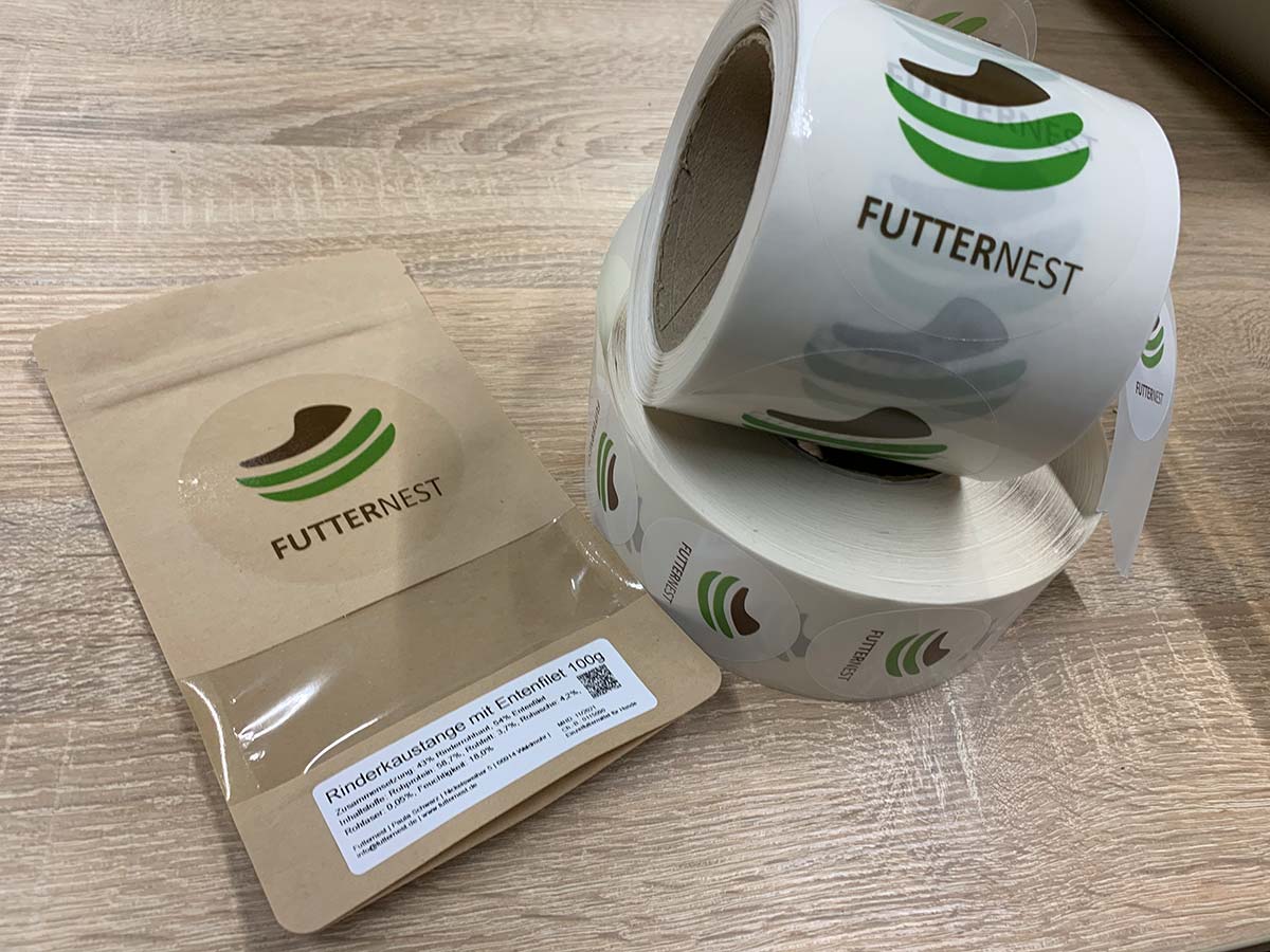 Bild von Futternest Aufklebern